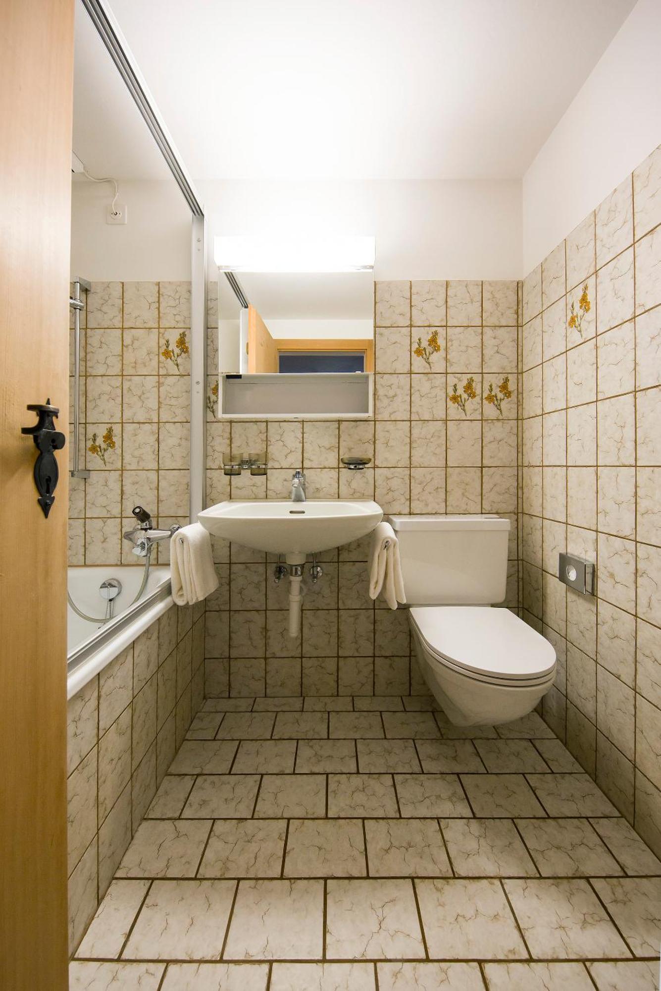 Hotel Chasa Chalavaina 米施泰尔 客房 照片